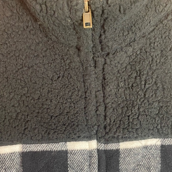 Maurices Black Buffalo Plaid Sherpa Block Vest Womens Medium Wool Blend Full Zip - Picture 5 of 7